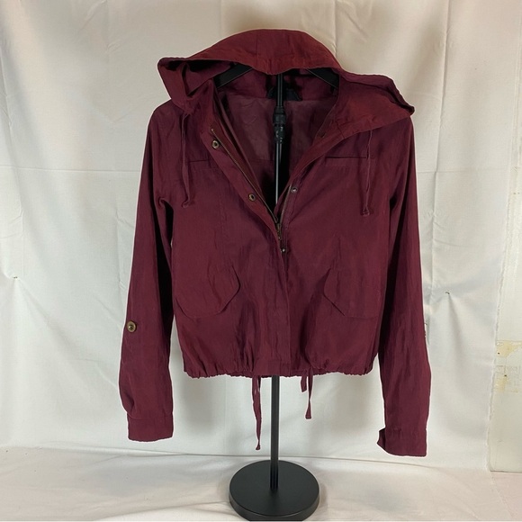 Sweet Wanderer Jackets & Blazers - Sweet Wanderer Maroon Hooded Utility Jacket — Size Small